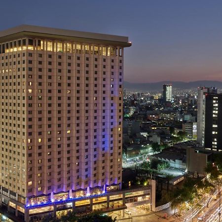 Fiesta Americana Reforma Mexico City Exterior photo The hotel at night